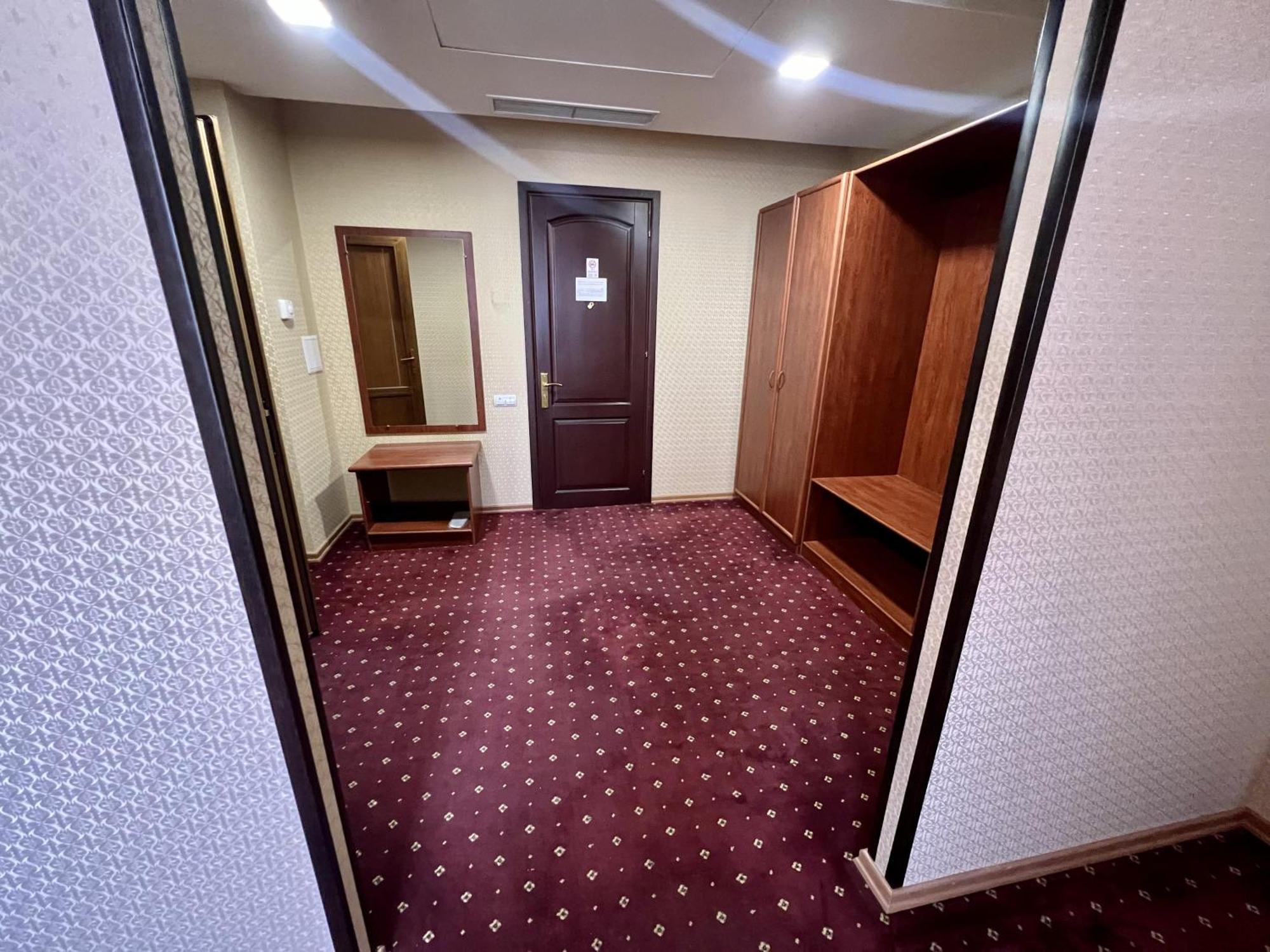 Armenian Royal Palace Jerevan Eksteriør bilde