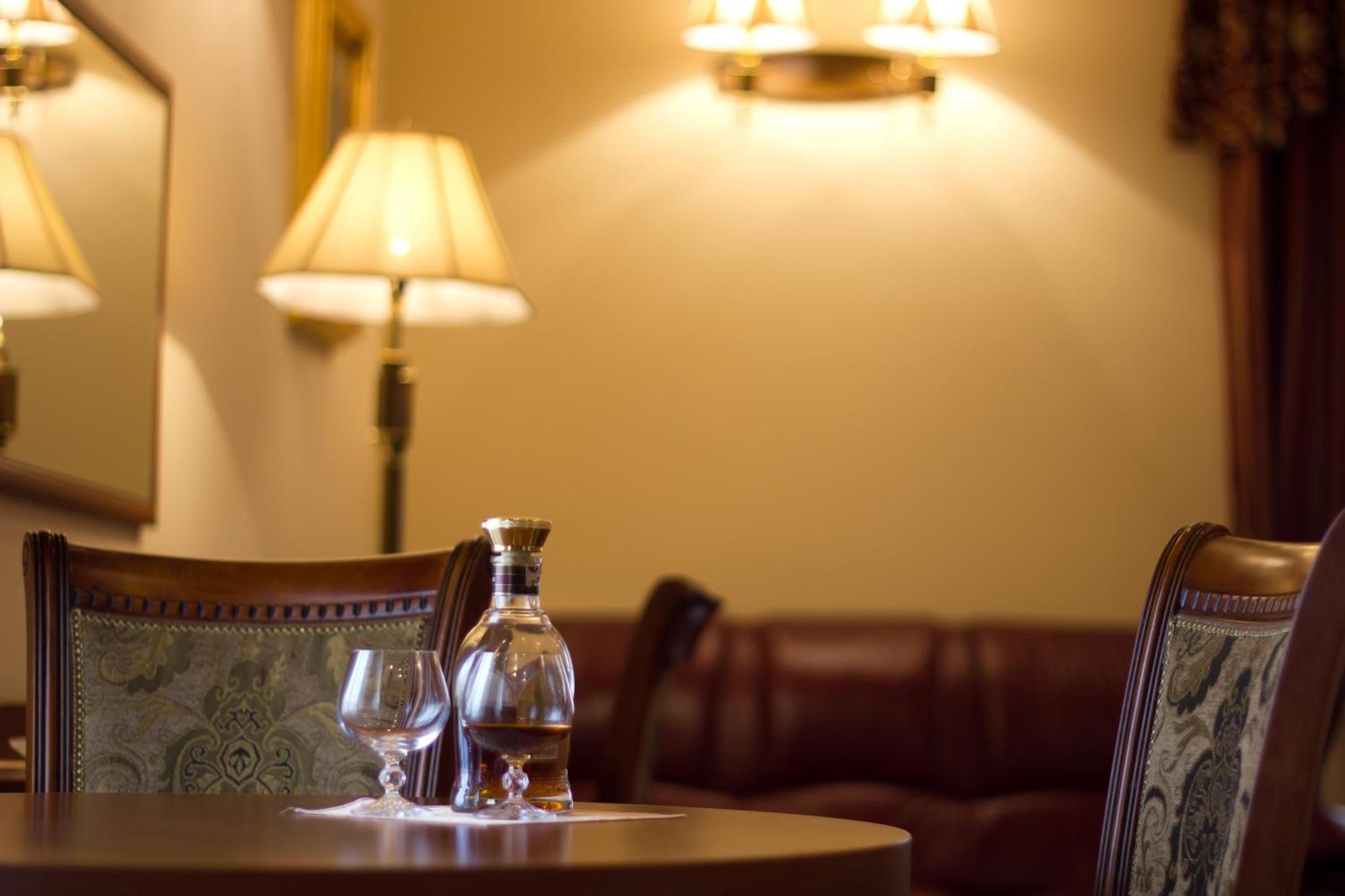 Armenian Royal Palace Jerevan Restaurant bilde