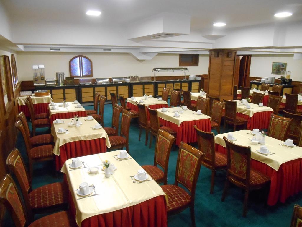 Armenian Royal Palace Jerevan Eksteriør bilde