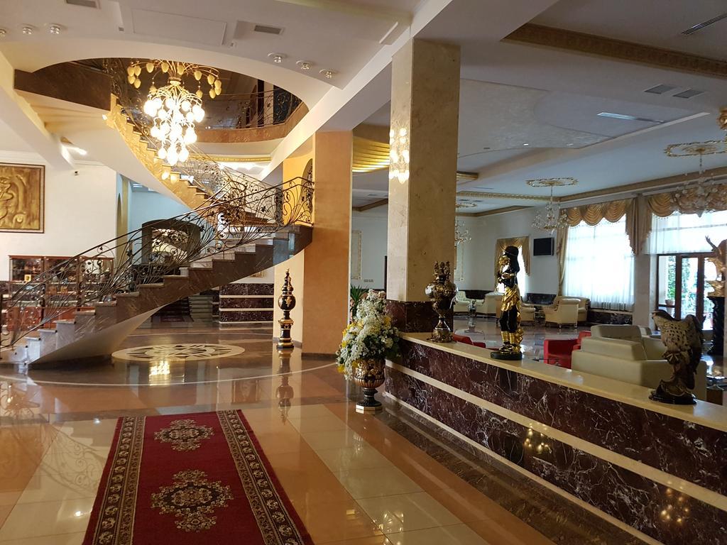 Armenian Royal Palace Jerevan Eksteriør bilde